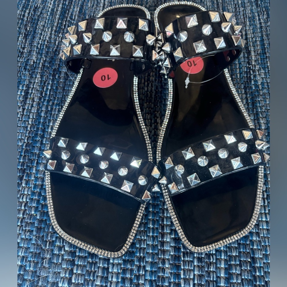 Olivia Miller Black Sandals with Silver Accents